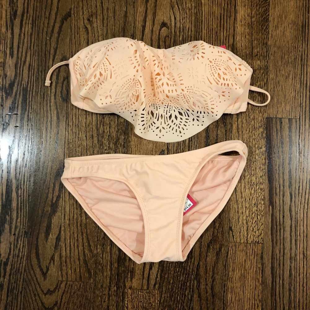 NEVER WORN bathing suit!